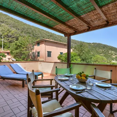 Apartmán Altaluna-6 By Interhome Nisporto