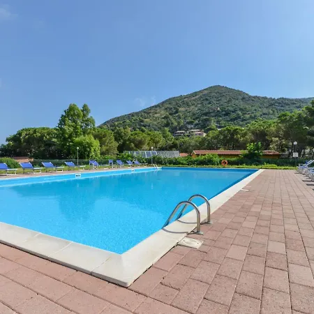 Altaluna-6 By Interhome